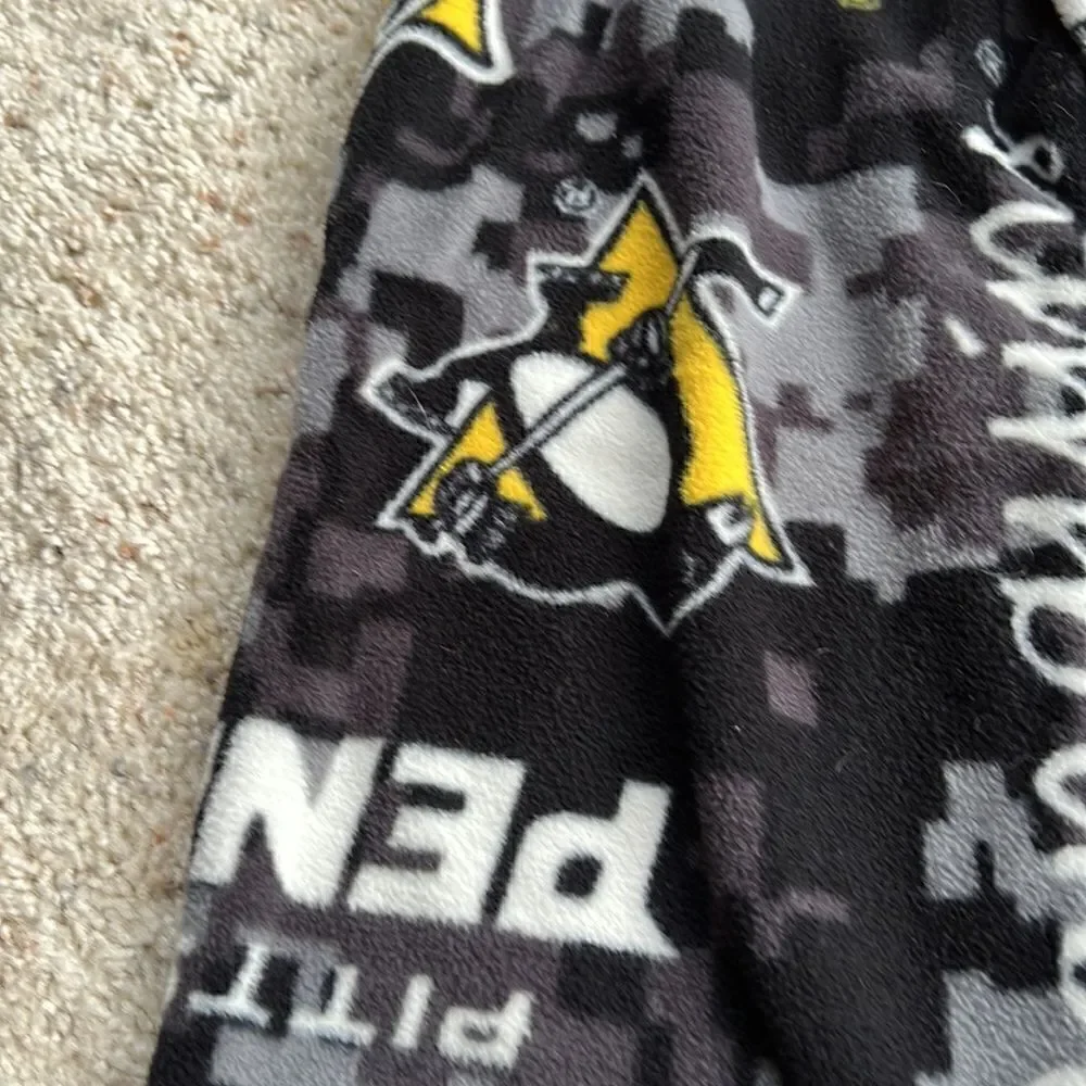 Custom made Penquins size 6-8 boys fleece pajama bottoms.